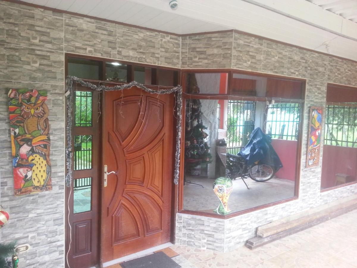 Hostal Selvatrip 레티시아 외부 사진